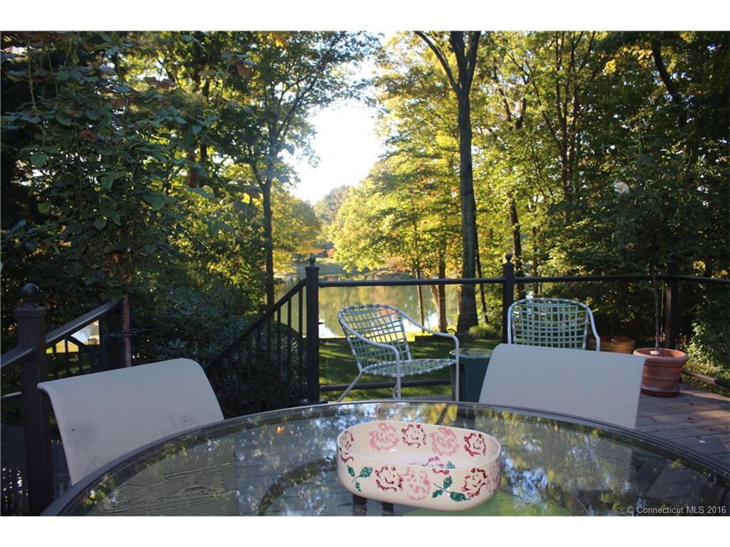 267 Ridgewood Rd