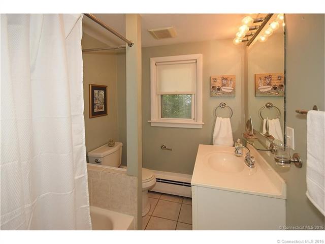 For Sale: 1538 Boulevard West Hartford, CT 06107