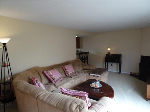 70 Cedar Ridge Rd