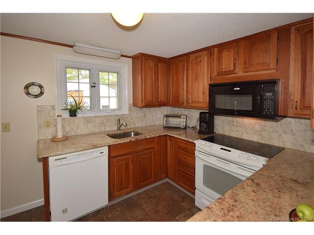 84 Judd Rd, Wethersfield CT 06109