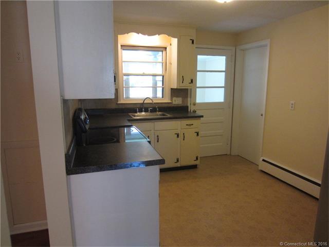 For Sale: 46 Kenwood Rd Wethersfield, CT 06109