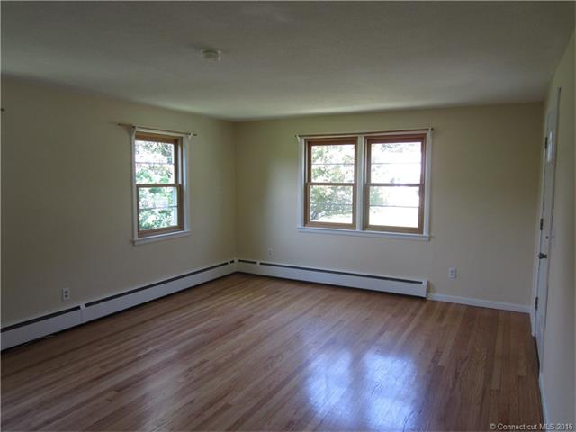 For Sale: 46 Kenwood Rd Wethersfield, CT 06109