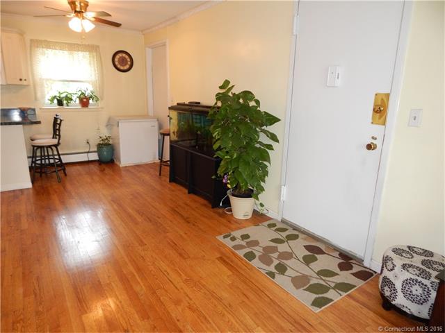 For Sale: 1 Mountain Laurel Dr #APT 1 Wethersfield, CT 06109