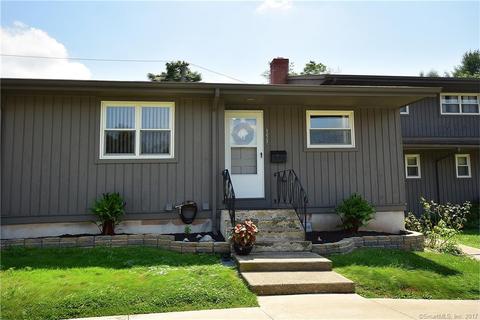 44 Giddings St