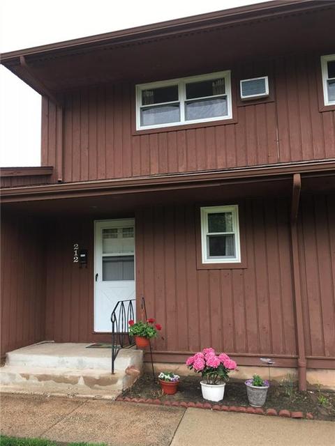 44 Giddings St