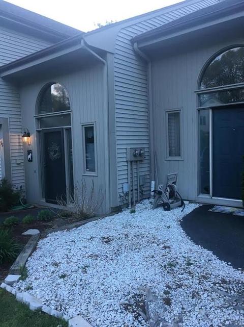 111 Webster Ct #111