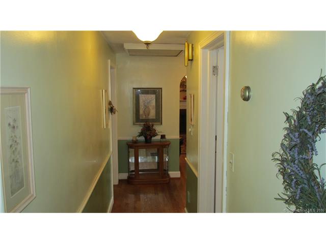 For Sale: 40 Edward St Newington, CT 06111