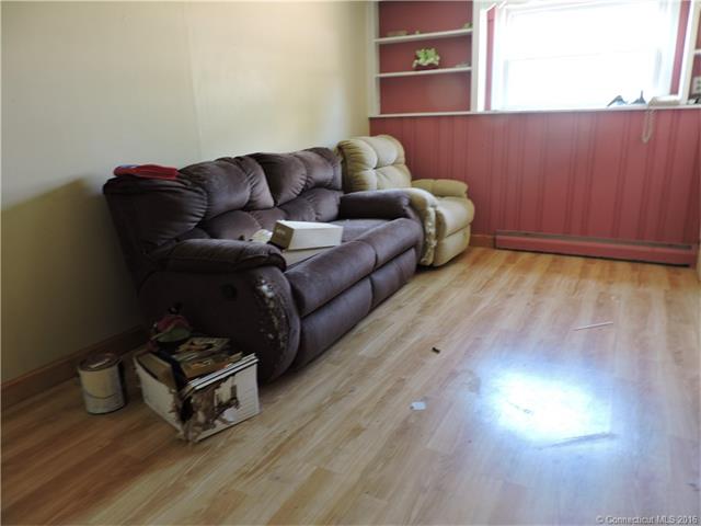 54 Woodbridge Rd