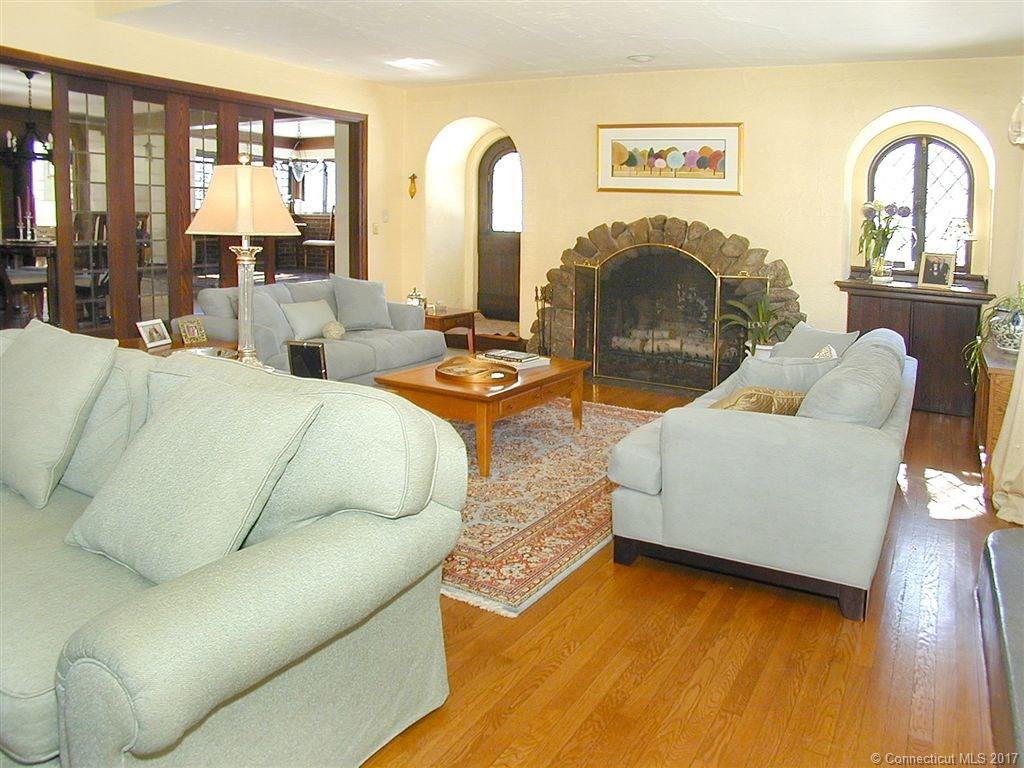 25 Belknap Rd