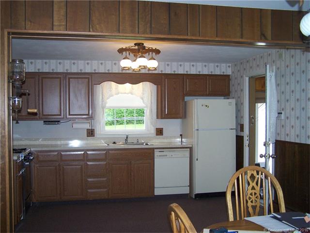 For Sale: 86 Herbert Dr East Hartford, CT 06118