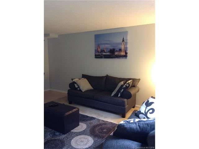21 Silver Ln #B2