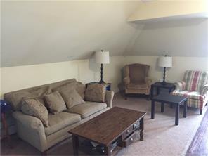 64 S Quaker Ln, West Hartford CT 06119