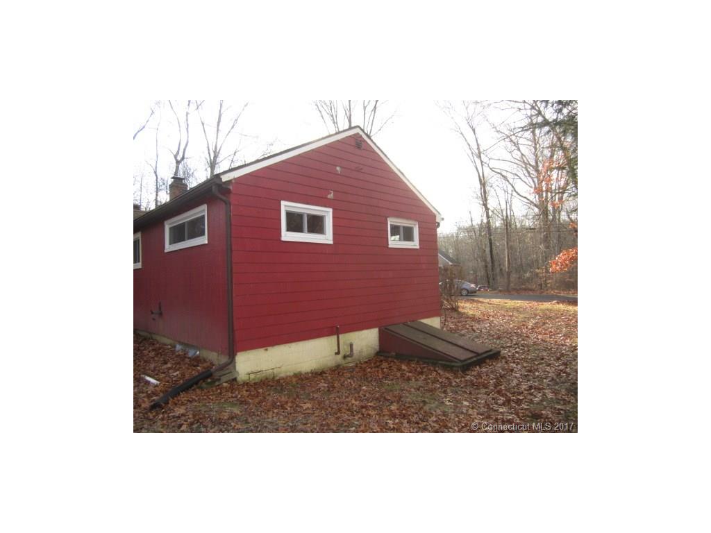 23 Wood Acres Rd