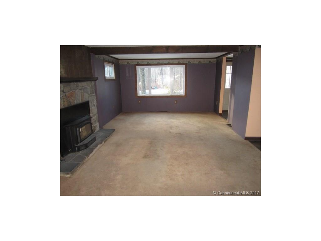 23 Wood Acres Rd