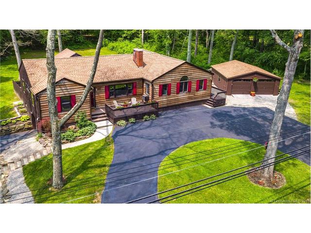 146 Lakeside Dr