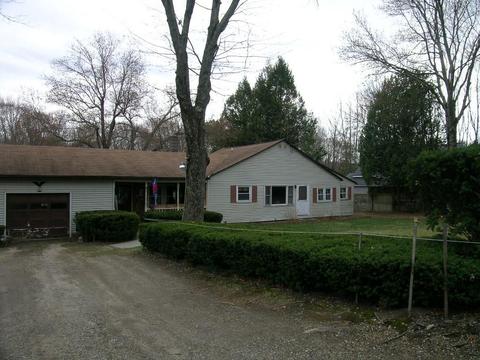 33 Gilead Rd