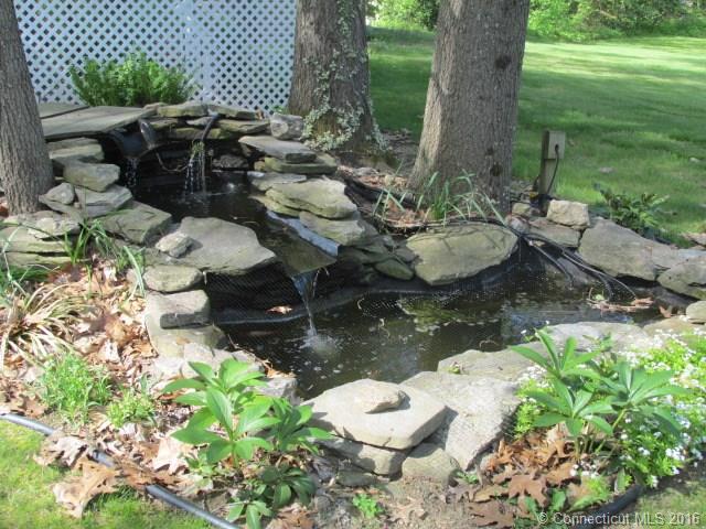 25 Gardner Tavern Ln
