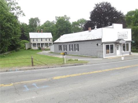 1034 Main St