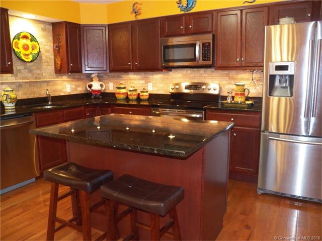 For Sale: 705 Lainey Ln #705 Danielson, CT 06239