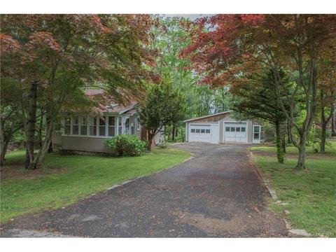 47 Rita Dr