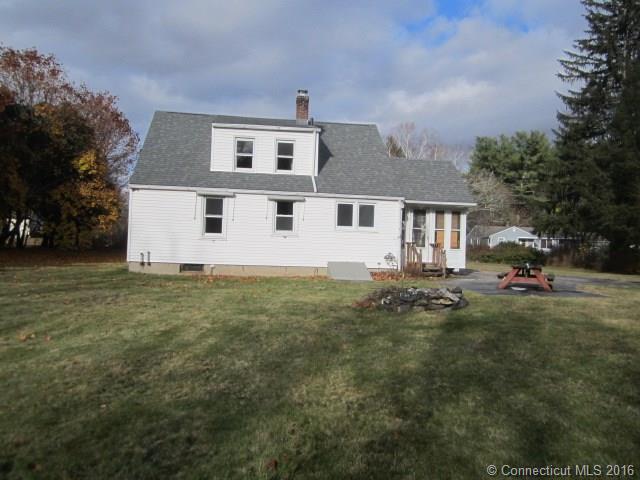24 Pine Woods Ln