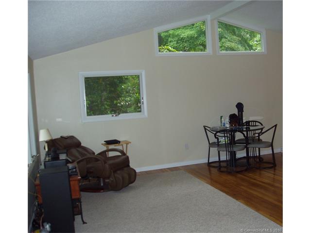 167 Brookside Ln