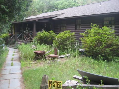 20 Campbell Dr