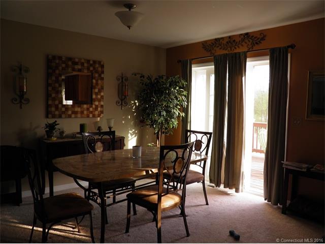 For Sale: 15 Hoopers Ln Canterbury, CT 06331