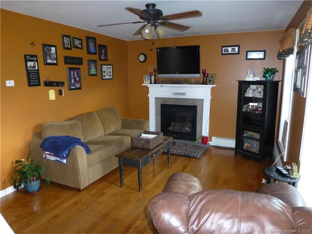 For Sale: 282 Barstow Canterbury, CT 06331
