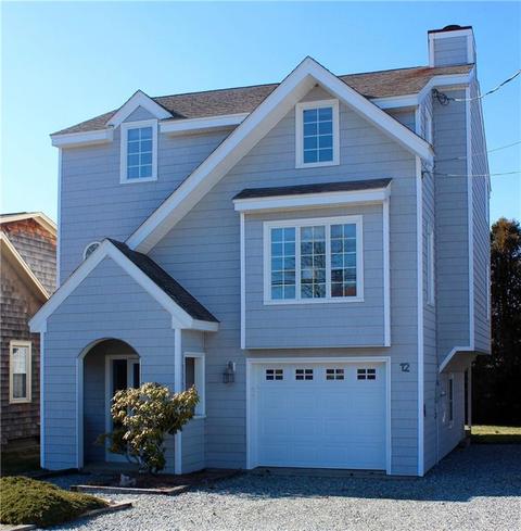 81 Sound Breeze Ave