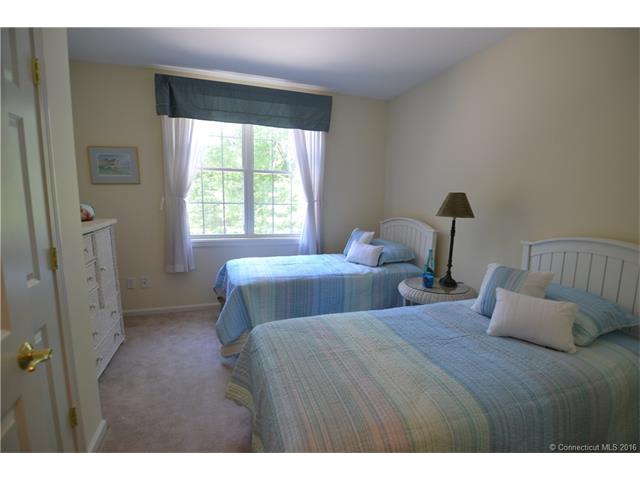 2590 Gold Star Hwy #112