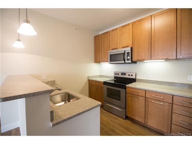 For Sale: 38 Hope #APT 1110 Niantic, CT 06357