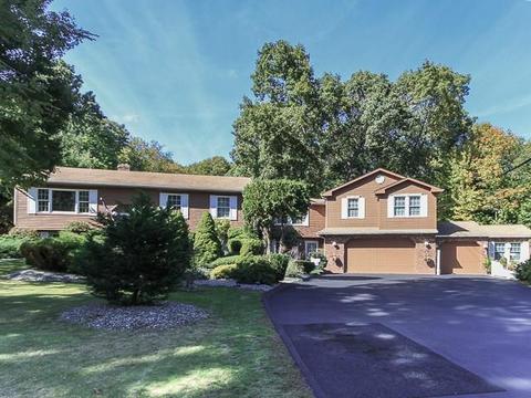 4 Hinckley Hill Rd