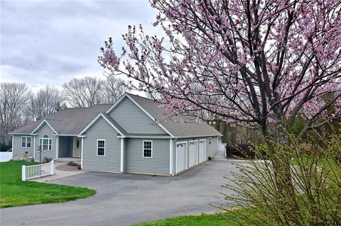 4 Hinckley Hill Rd
