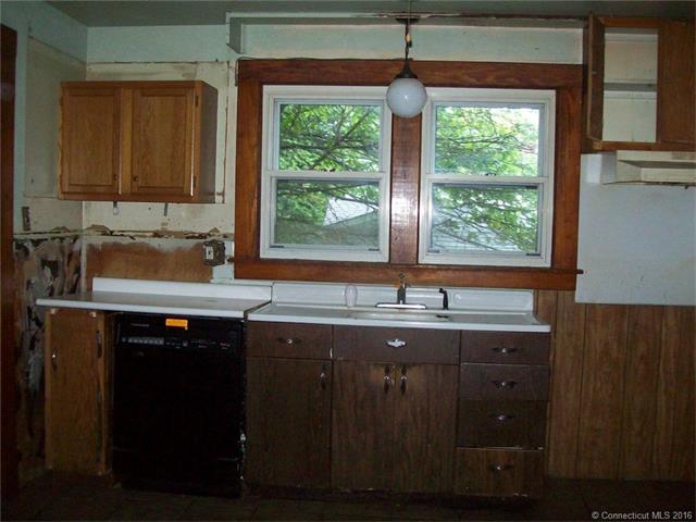 For Sale: 15 Hoover Ave Norwich, CT 06360