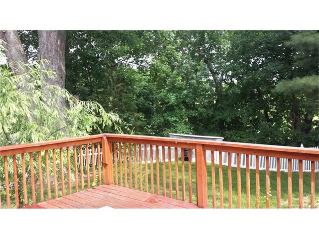 3 Meditz Ct Norwich, CT 06360