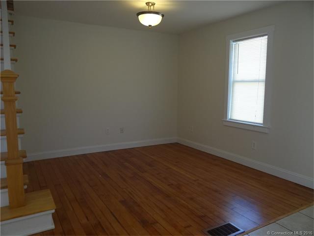 121 Taftville Occum Rd
