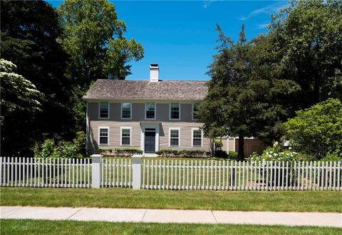 6 Meetinghouse Ln