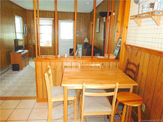 For Sale: 7 Old Colony Rd Old Lyme, CT 06371