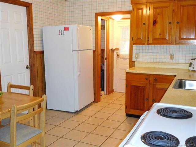 For Sale: 7 Old Colony Rd Old Lyme, CT 06371