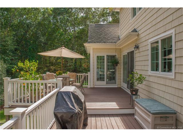 12 Somerset Ln