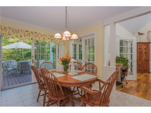 12 Somerset Ln