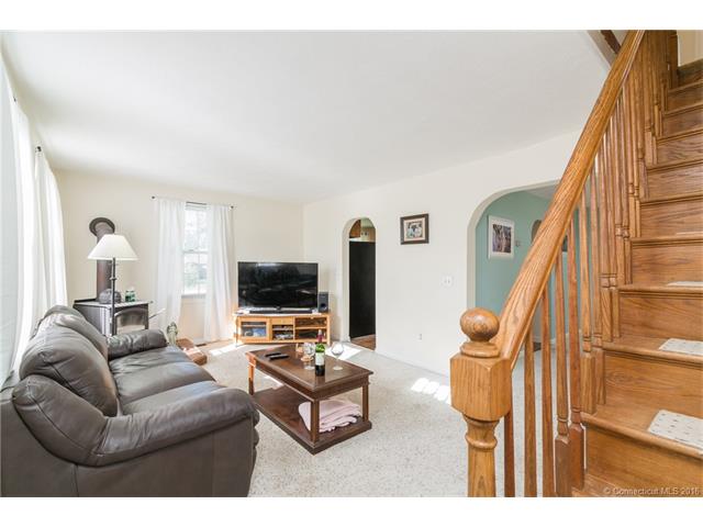 112 Shore Rd