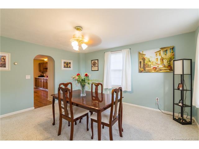 112 Shore Rd