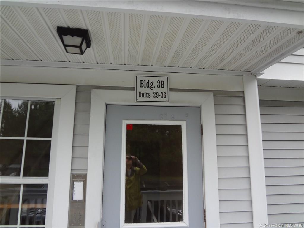 82 Longview St #36