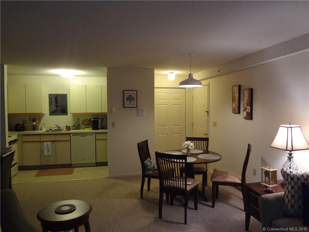 82 Longview St #36