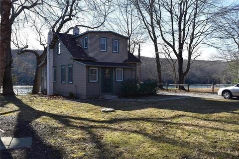 40 Colonial Dr