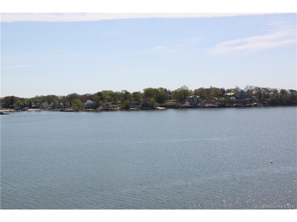 26 Pawson Landing Dr