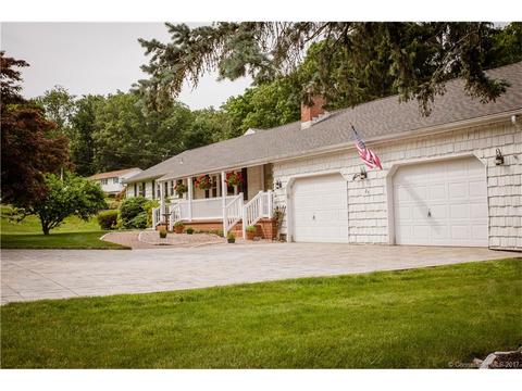 24 Heritage Hill Rd