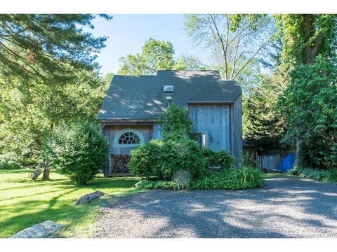 24 Heritage Hill Rd